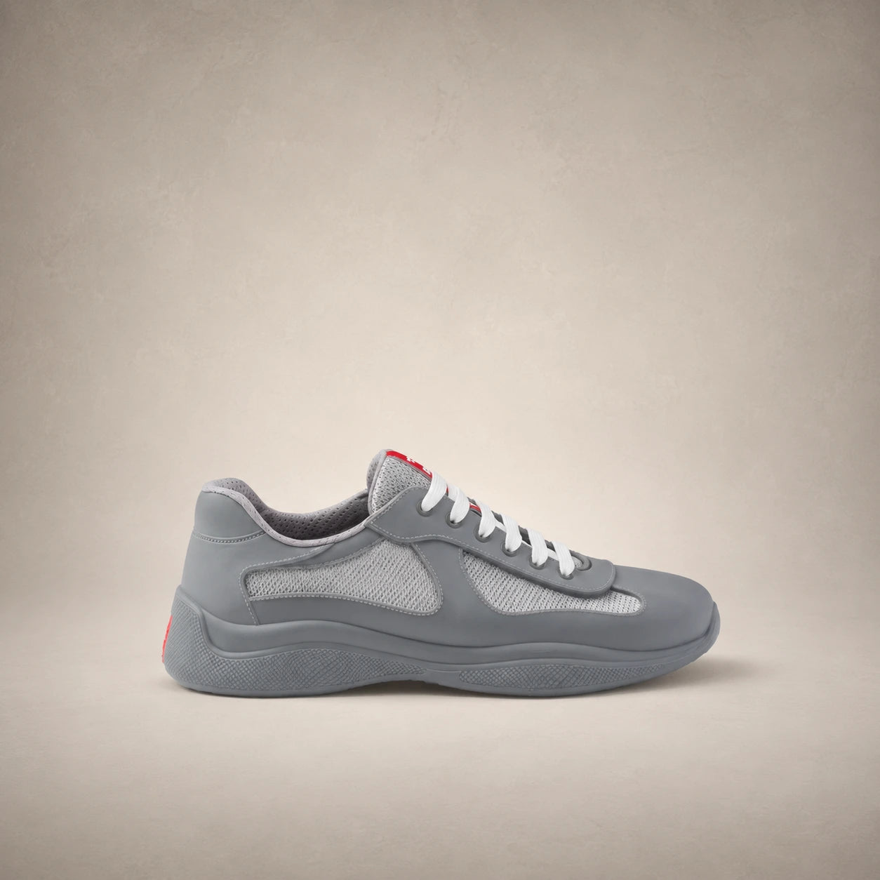 PRDA Americas's Cup Gris Gomme Gris